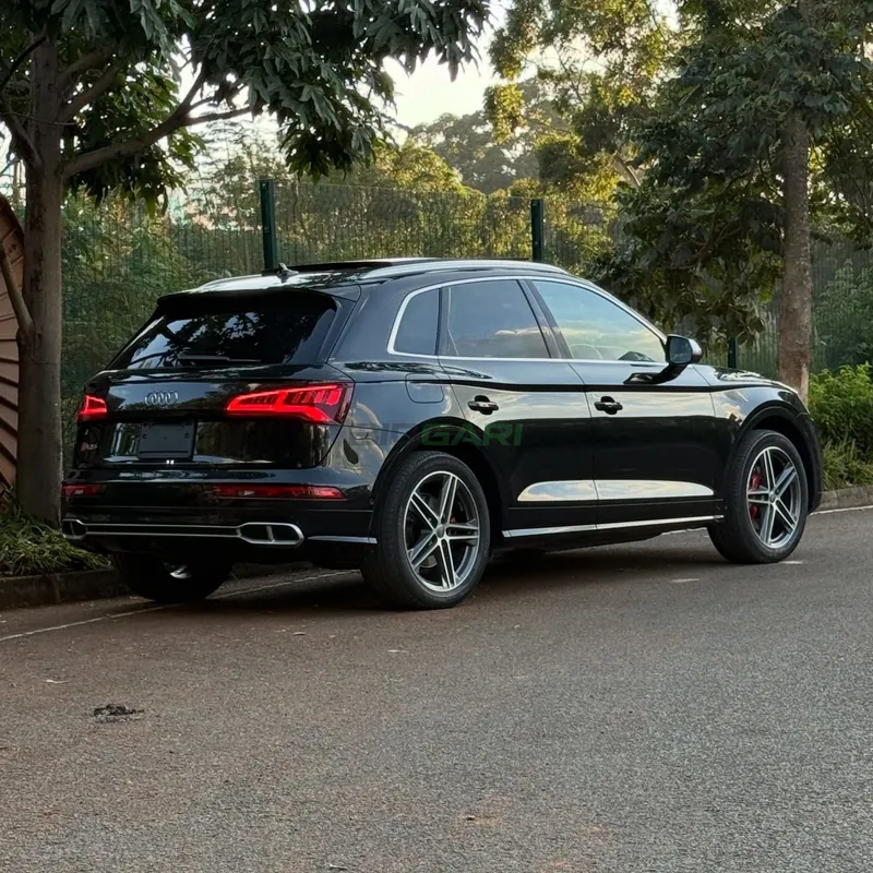 2020 Audi SQ5 Quattro 3L Petrol SUV, photo 5