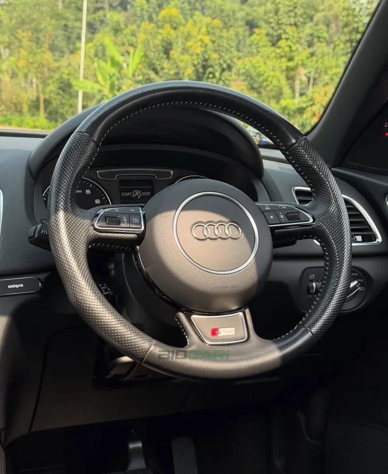 2019 Audi Q3 Quattro S-Line Petrol SUV, photo 10