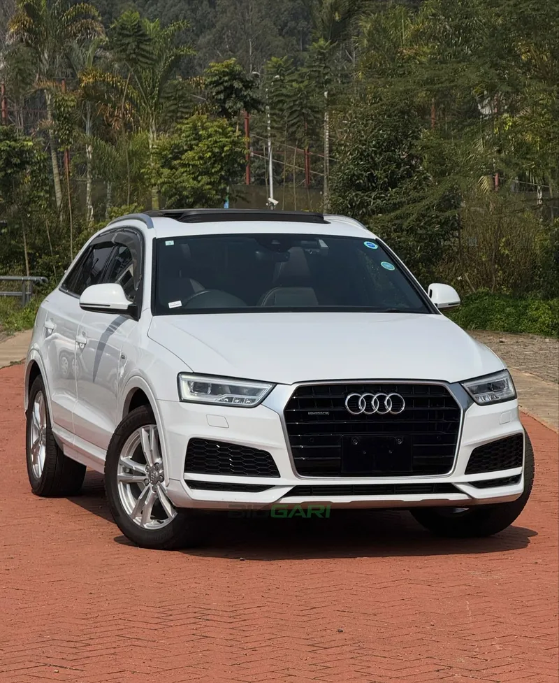 2019 Audi Q3 Quattro S-Line Petrol SUV, photo 2
