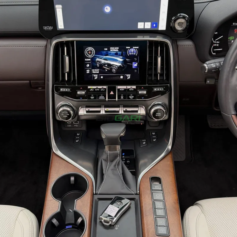 2023 Lexus LX600 3.5L Petrol SUV, photo 10