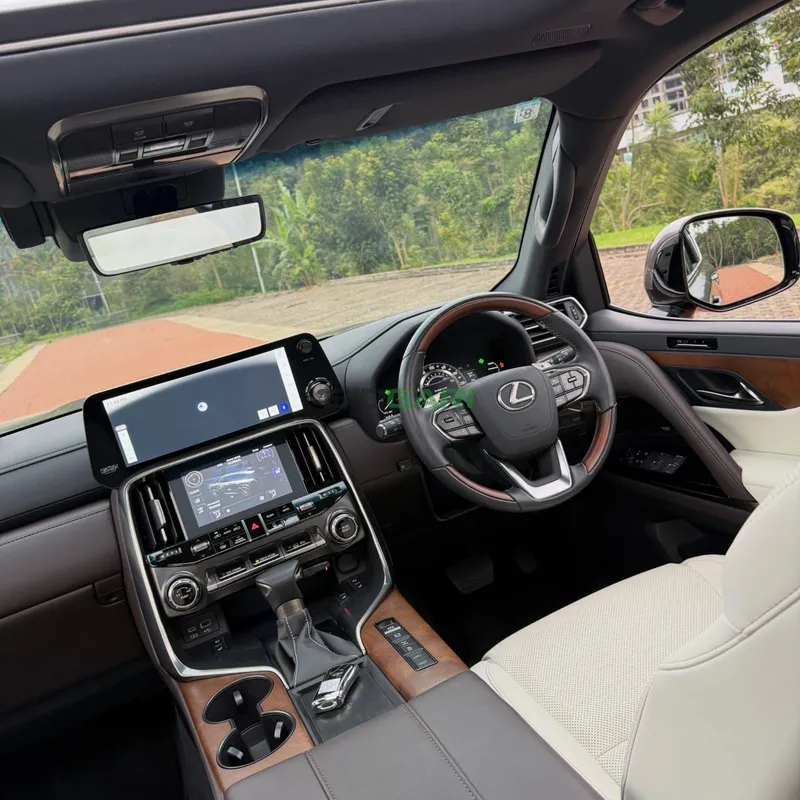 2023 Lexus LX600 3.5L Petrol SUV, photo 11