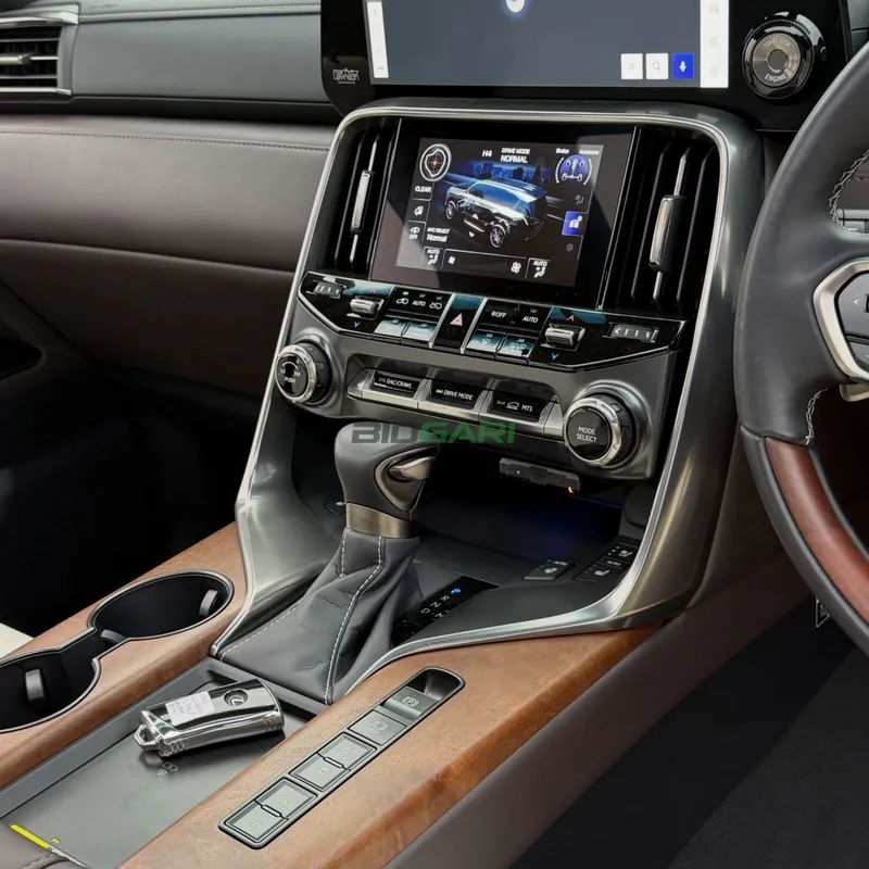 2023 Lexus LX600 3.5L Petrol SUV, photo 14