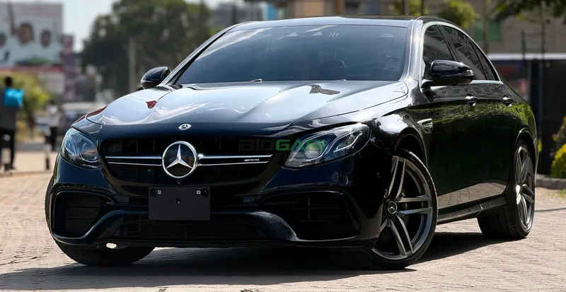 2018 Mercedes-Benz E-Class 63 AMG 4L Petrol Sedan, photo 2