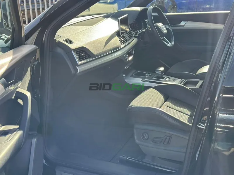 2018 Audi Q5 S-LINE QUATTRO 2L Petrol SUV, photo 7