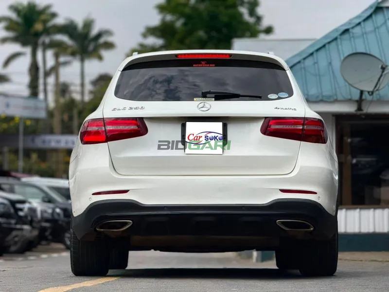 2016 Mercedes-Benz GLC250 4MATIC 2L Petrol SUV, photo 4