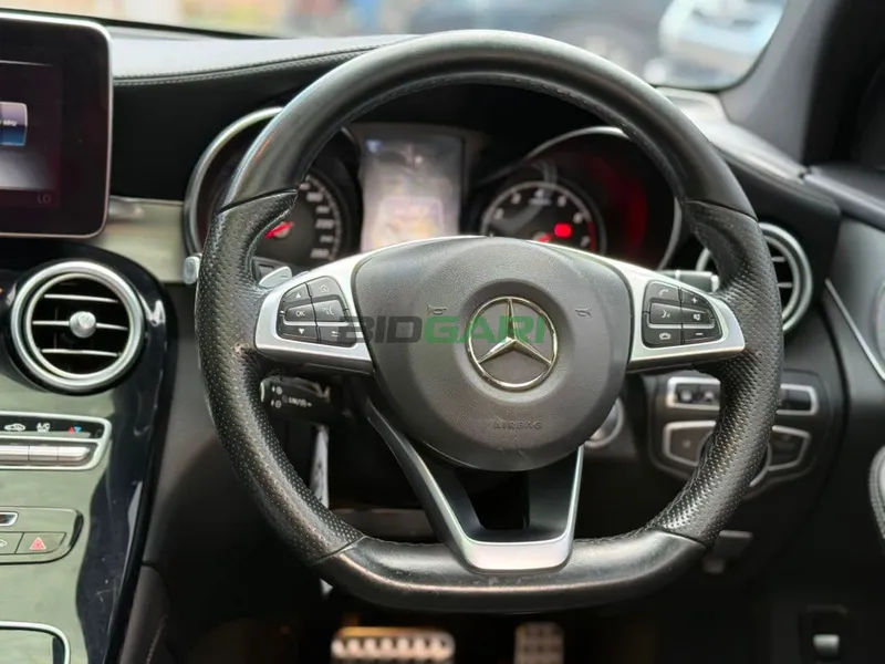 2016 Mercedes-Benz GLC250 4MATIC 2L Petrol SUV, photo 13