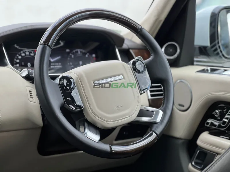 2020 Range Rover Vogue Autobiography 3L Diesel SUV, photo 7