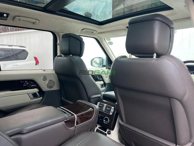 2020 Range Rover Vogue Autobiography 3L Diesel SUV, photo 6