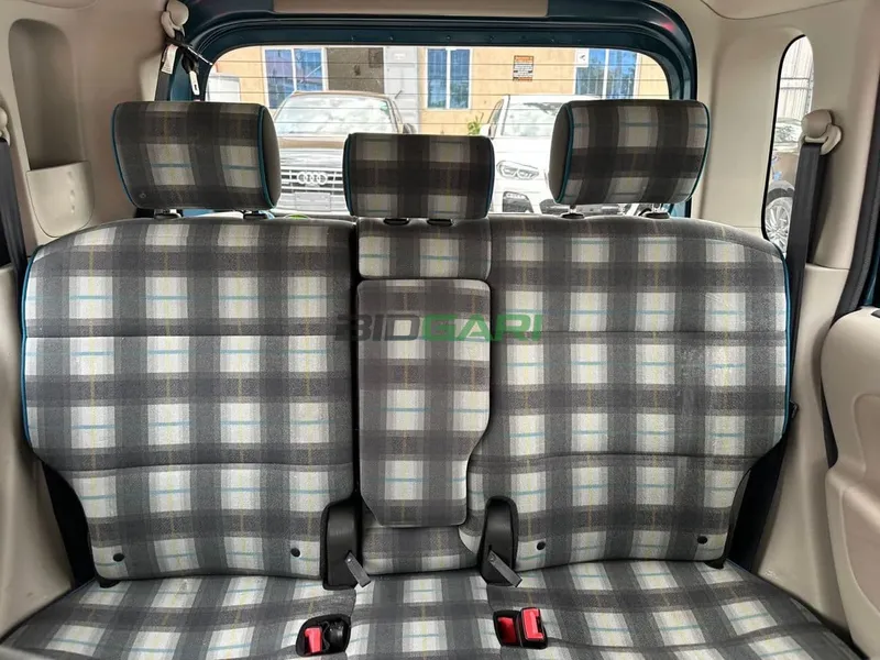 2019 Nissan Cube 1.5L Petrol Hatchback, photo 9