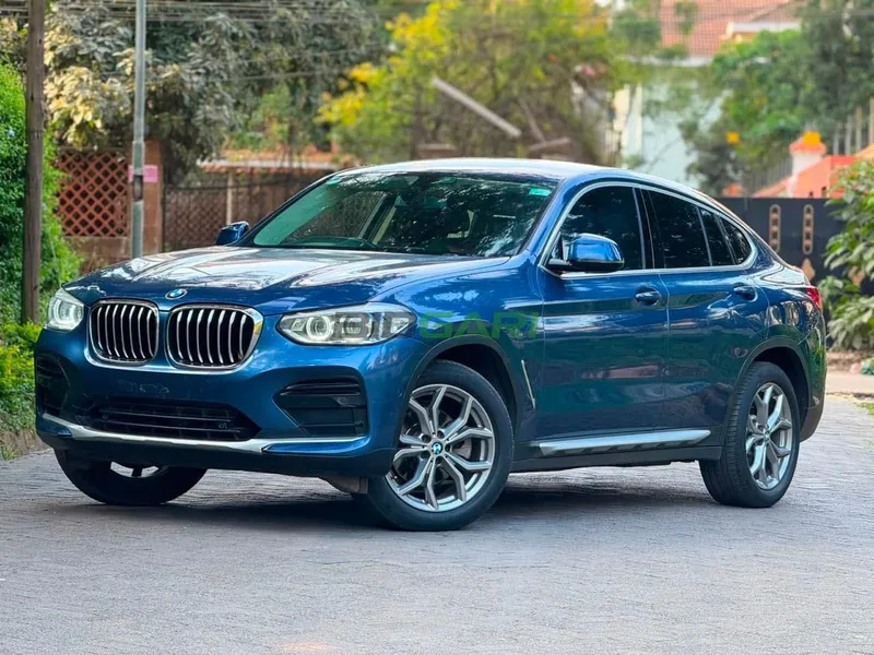 2018 BMW X4 X Drive 20i M-Sport 2L Petrol SUV, photo 2