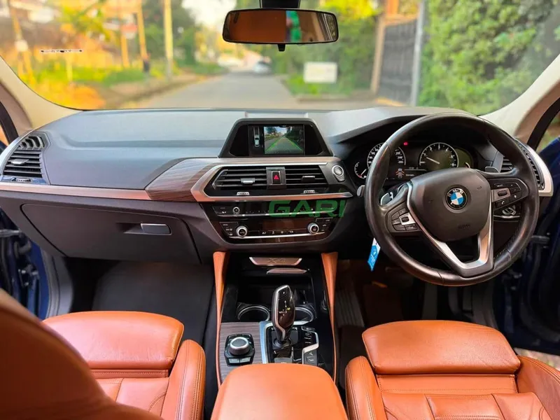 2018 BMW X4 X Drive 20i M-Sport 2L Petrol SUV, photo 7