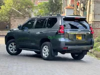 2014 Toyota Land Cruiser Prado TX 2.7L Petrol SUV, photo 4