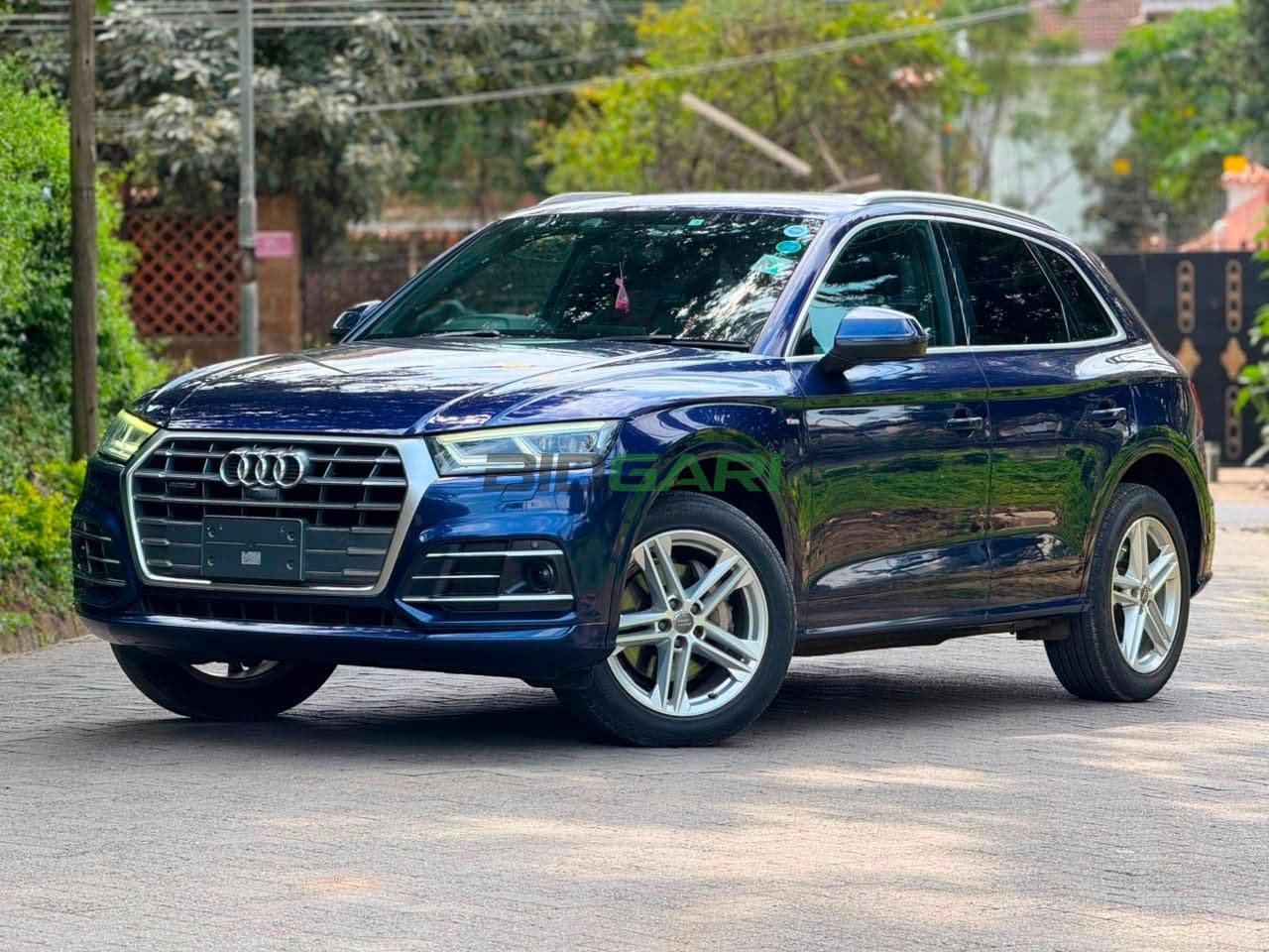 Audi Q5 ( S-LINE QUATTRO )