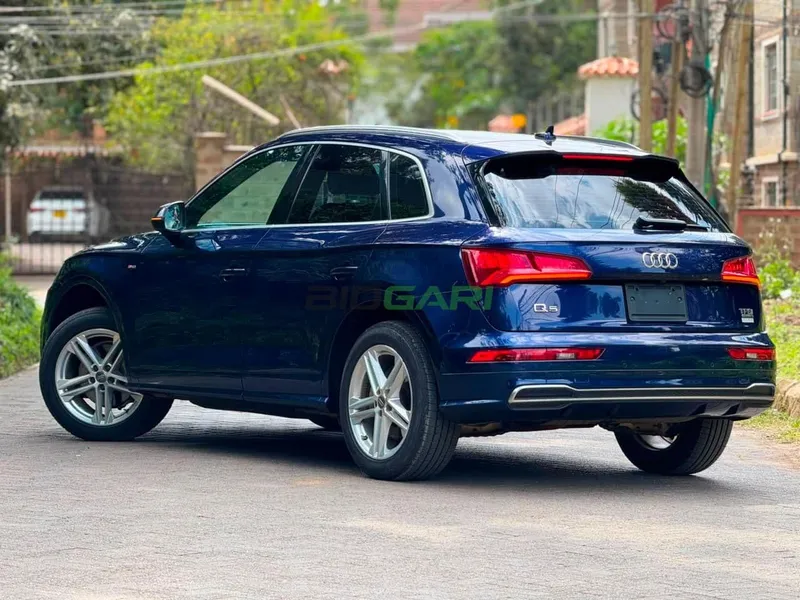 2018 Audi Q5 S-LINE QUATTRO 2L Petrol SUV, photo 4