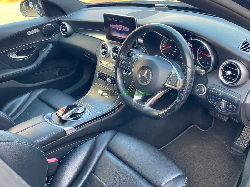 2018 Mercedes-Benz C220d AMG-LINE 2.2L Diesel Sedan, photo 5