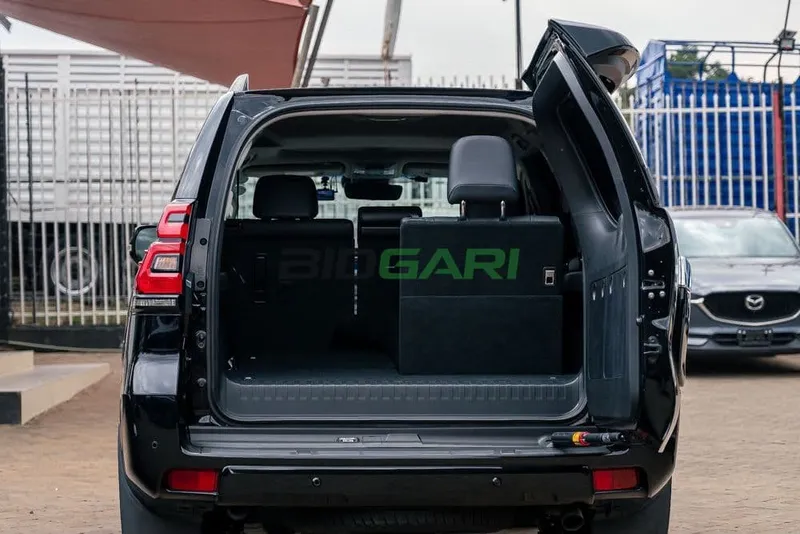 2021 Toyota Land Cruiser Prado TXL Diesel SUV, photo 5