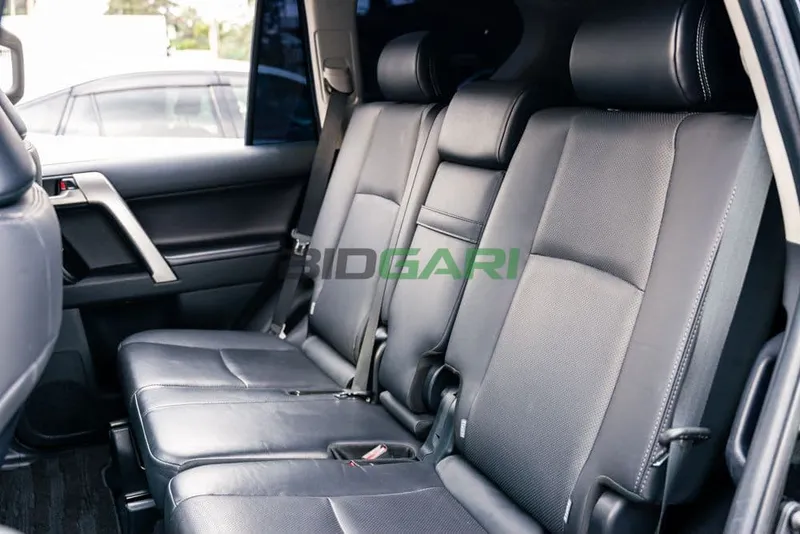 2021 Toyota Land Cruiser Prado TXL Diesel SUV, photo 8