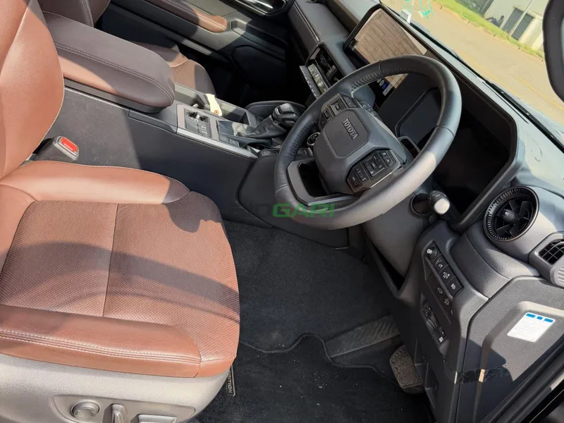 2024 Toyota Land Cruiser Prado VX J250 2.8L Diesel SUV, photo 9