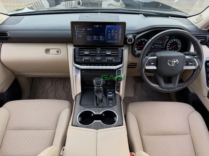 2023 Toyota Land Cruiser 300 ZX 3.5L Petrol SUV, photo 7