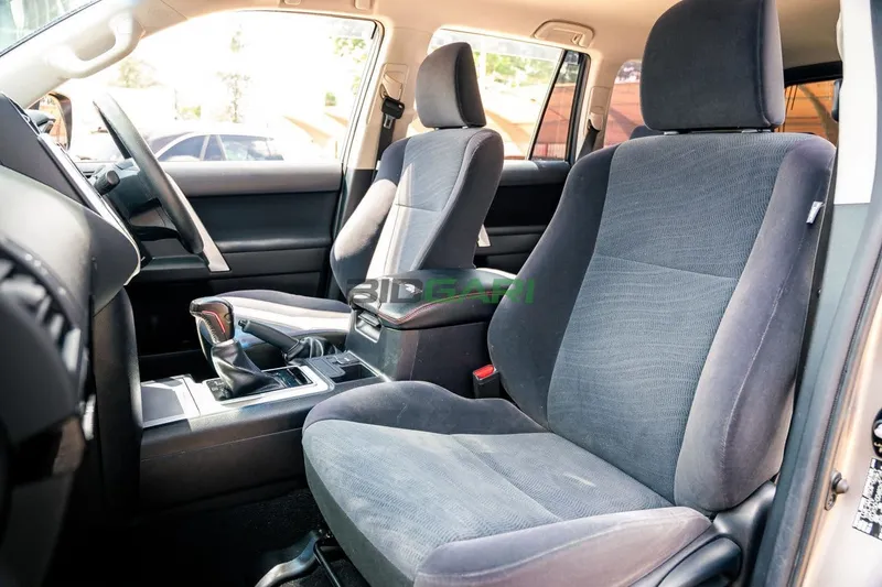 2020 Toyota Land Cruiser Prado TX Diesel SUV, photo 6