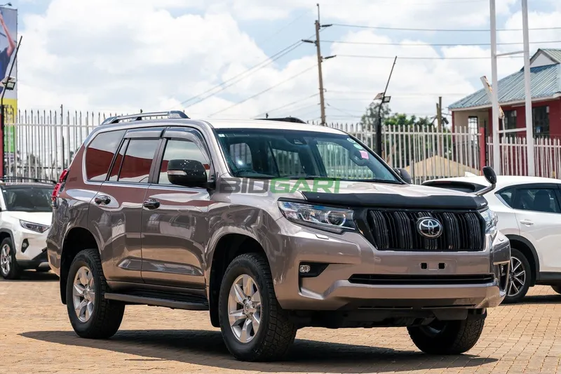 2020 Toyota Land Cruiser Prado TX