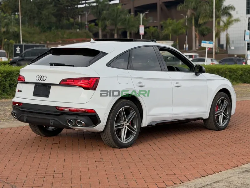 2022 Audi SQ5 Sportback Quattro TFSI 3L Petrol SUV, photo 4