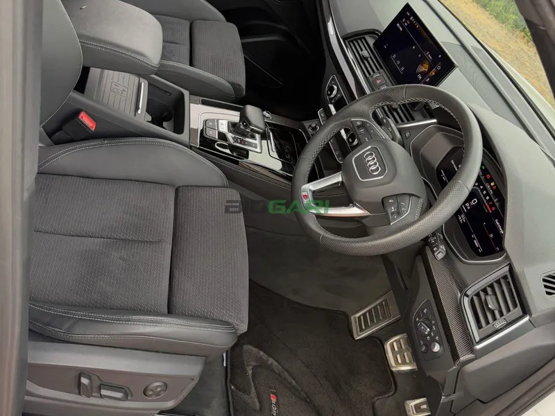 2022 Audi SQ5 Sportback Quattro TFSI 3L Petrol SUV, photo 7
