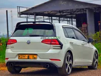 2015 Volkswagen GOLF GTI MK7 2L Petrol Hatchback, photo 3