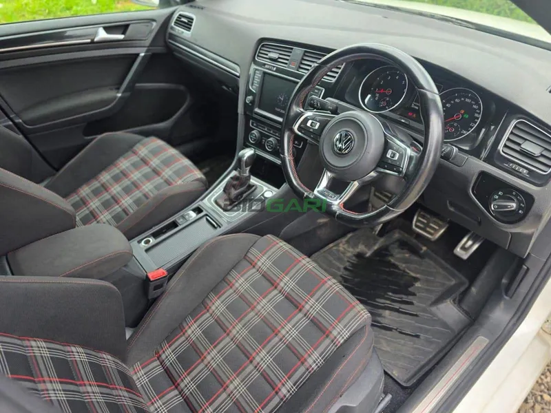 2015 Volkswagen GOLF GTI MK7 2L Petrol Hatchback, photo 11