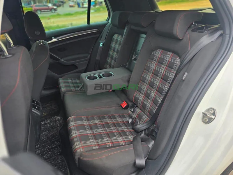 2015 Volkswagen GOLF GTI MK7 2L Petrol Hatchback, photo 14