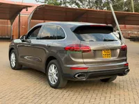 2016 Porsche Cayenne 3L Petrol SUV, photo 4