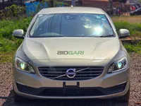 2018 Volvo V60 D4 2L Diesel Hatchback, main photo
