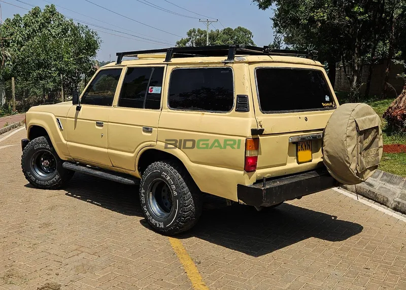 1981 Toyota Land Cruiser 60 Series 4L Diesel SUV, photo 2