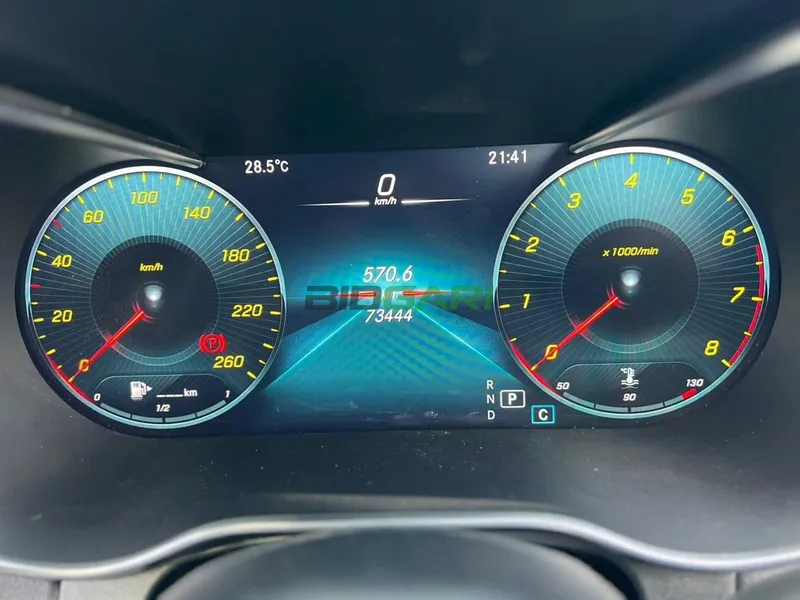 2020 Mercedes-Benz GLC300 AMG 2L Petrol SUV, photo 9