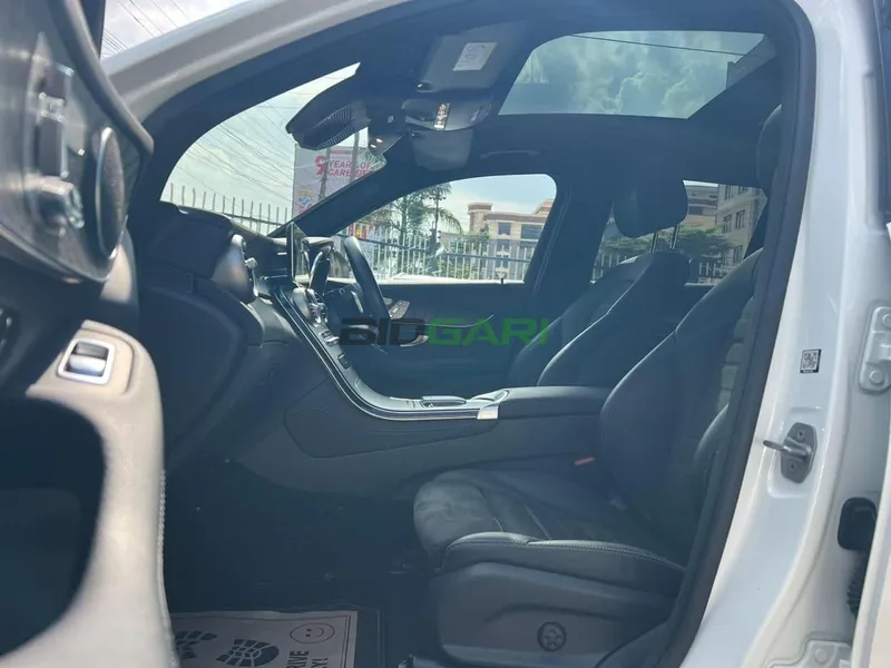 2020 Mercedes-Benz GLC300 AMG 2L Petrol SUV, photo 7