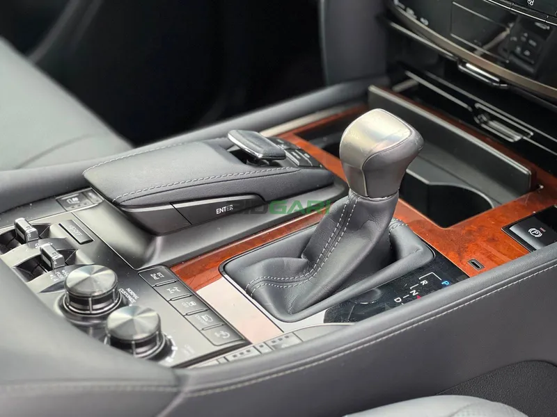 2019 Lexus LX570 5.7L Petrol SUV, photo 8