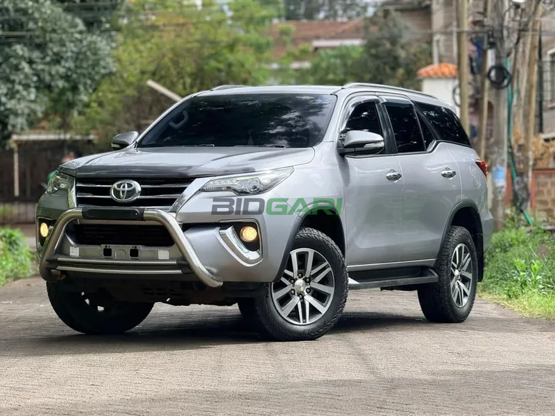 2017 Toyota Fortuner