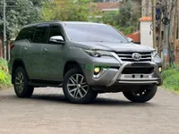 2017 Toyota Fortuner 2.8L Diesel SUV, photo 2