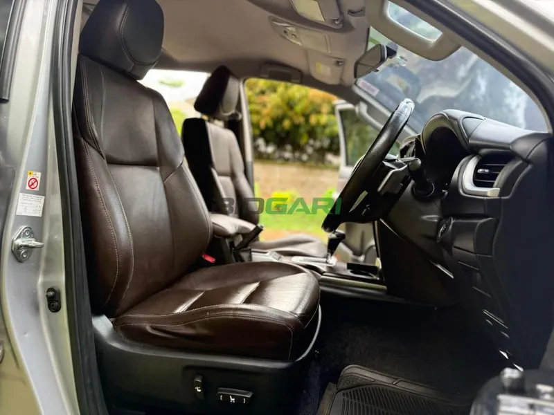 2017 Toyota Fortuner 2.8L Diesel SUV, photo 5
