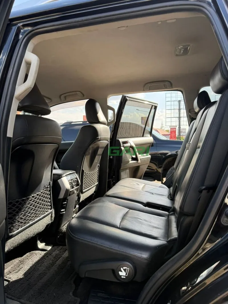 2019 Toyota Land Cruiser Prado TX-L Petrol SUV, photo 7