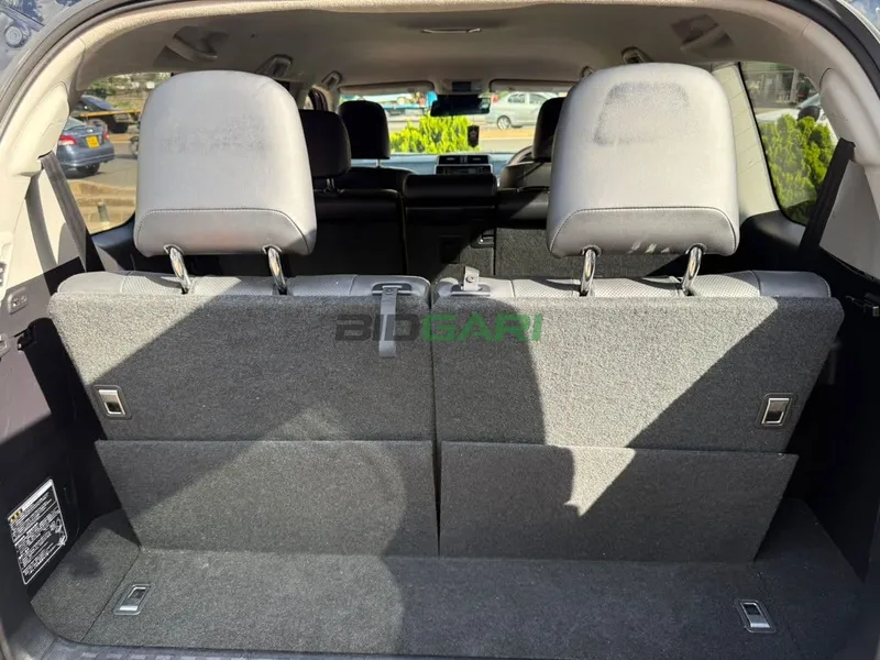 2019 Toyota Land Cruiser Prado TX-L Petrol SUV, photo 8
