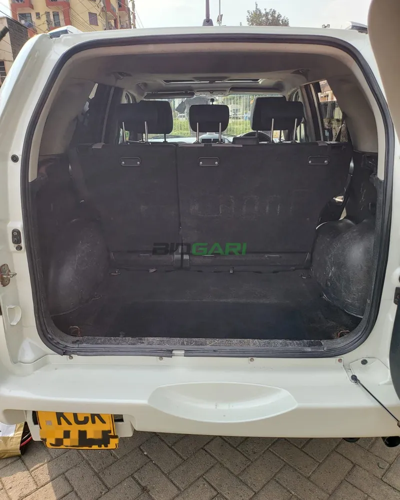 2009 Suzuki Escudo 2.4L Petrol SUV, photo 7