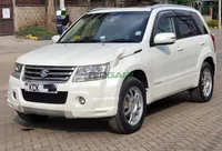 2009 Suzuki Escudo 2.4L Petrol SUV, photo 3
