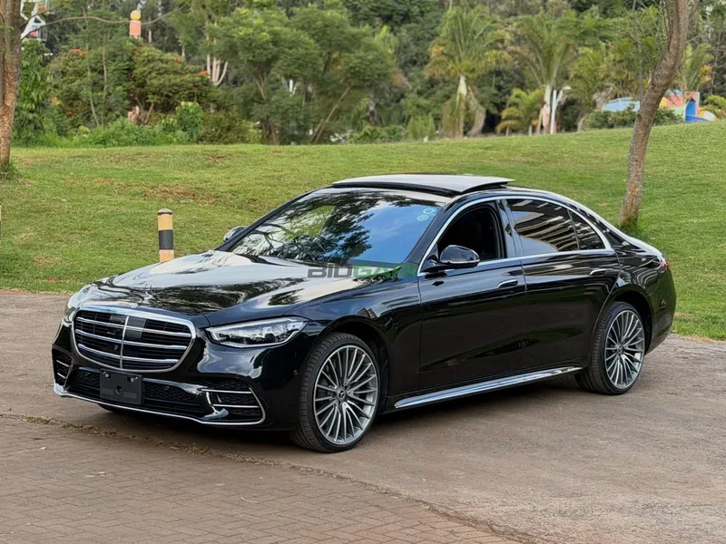 2021 Mercedes-Benz S500 LWB AMG-LINE 4Matic 3L Petrol Sedan, photo 2
