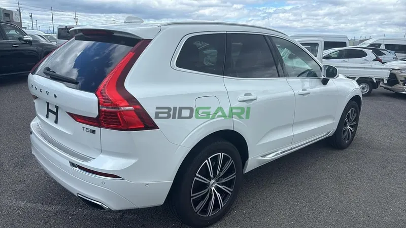 2019 Volvo XC60 T5 2L Petrol SUV, photo 3