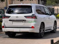 2020 Lexus LX570 Petrol SUV, photo 3