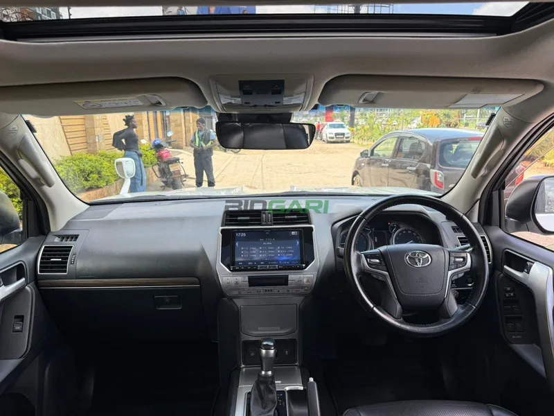 2019 Toyota Land Cruiser Prado J150 Petrol SUV, photo 7