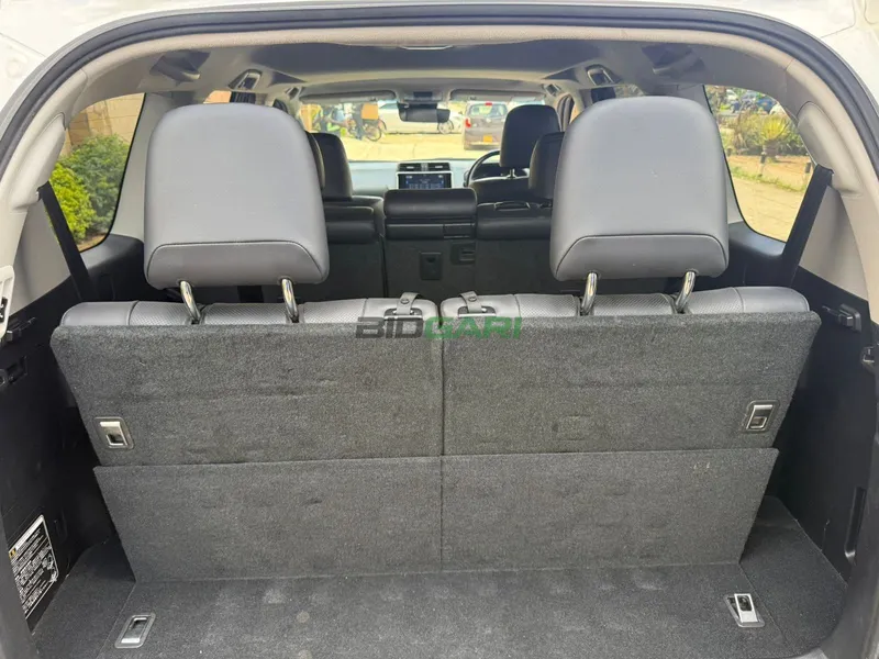 2019 Toyota Land Cruiser Prado J150 Petrol SUV, photo 5
