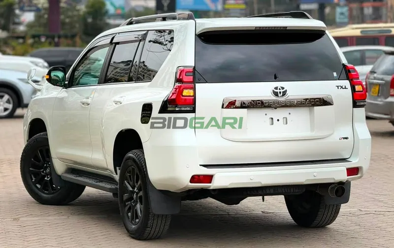 2019 Toyota Land Cruiser Prado J150 Petrol SUV, photo 4