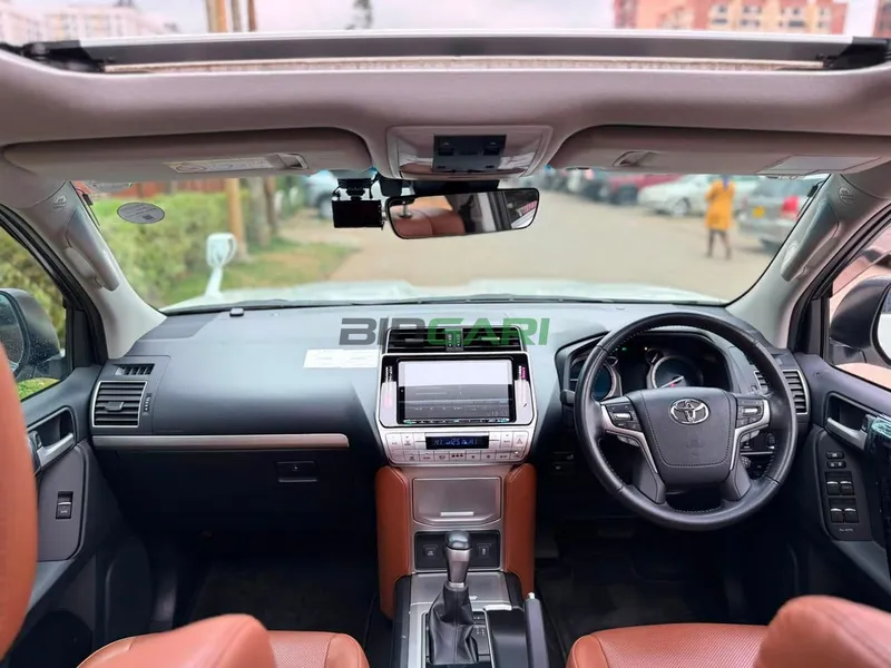 2019 Toyota Land Cruiser Prado J150 Petrol SUV, photo 5